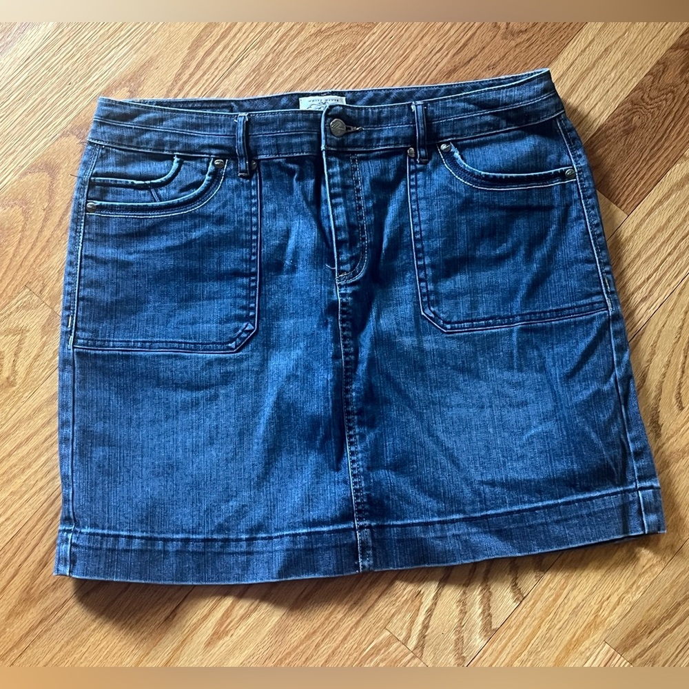 White House Black Market Denim Mini Skier Womens Size 14